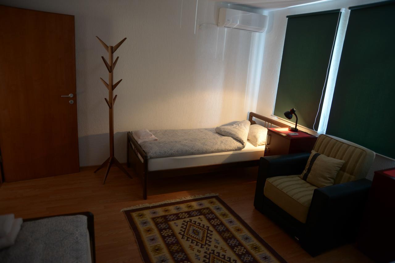 Hostel Tuba Prishtinë Exterior photo