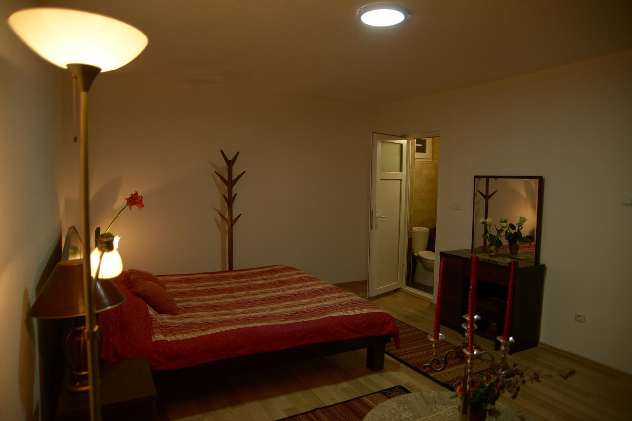 Hostel Tuba Prishtinë Exterior photo