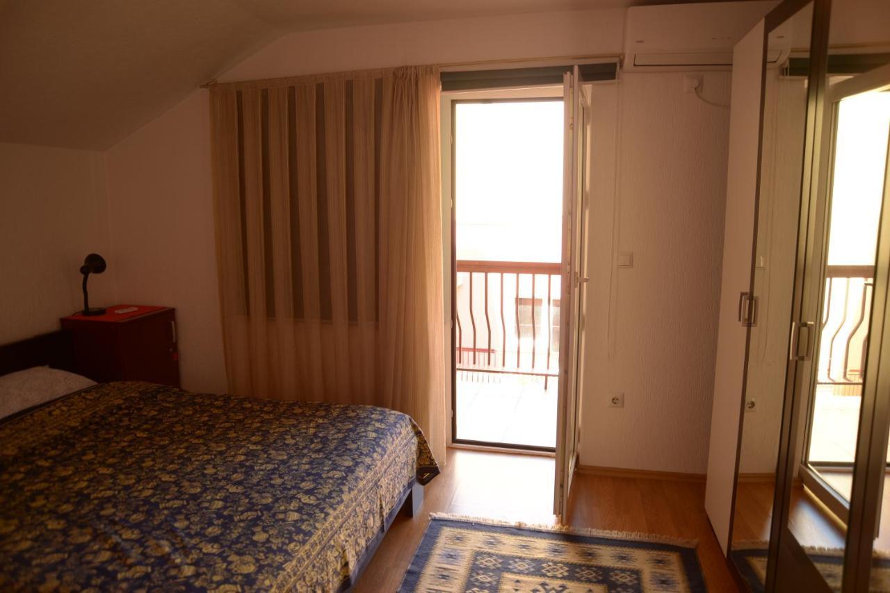 Hostel Tuba Prishtinë Exterior photo